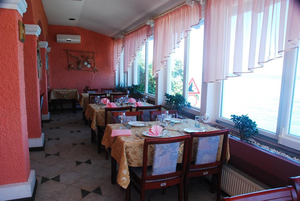 Hotel Fiesa Hotel