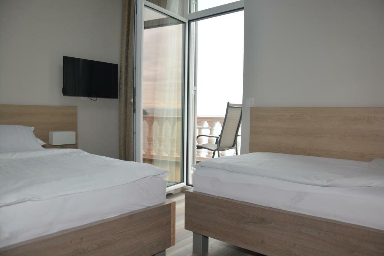Hotel Fiesa 3*