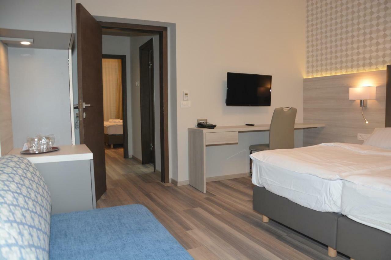 Hotel Fiesa Hotel 3*